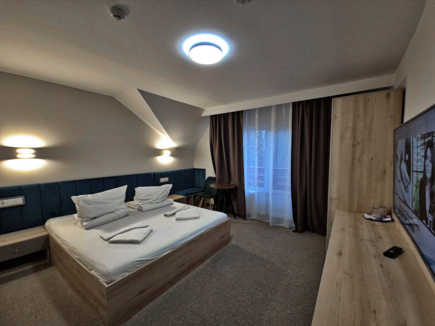 cazare cu piscina in maramures