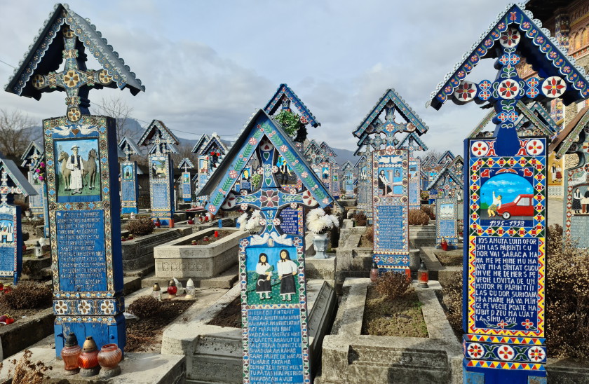 cimitirul vesel sapanta