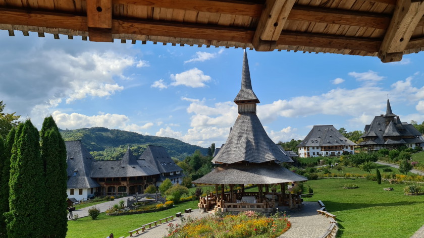 manastirea barsana maramures