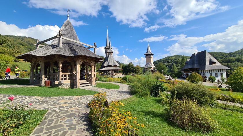 manastirea barsana maramures